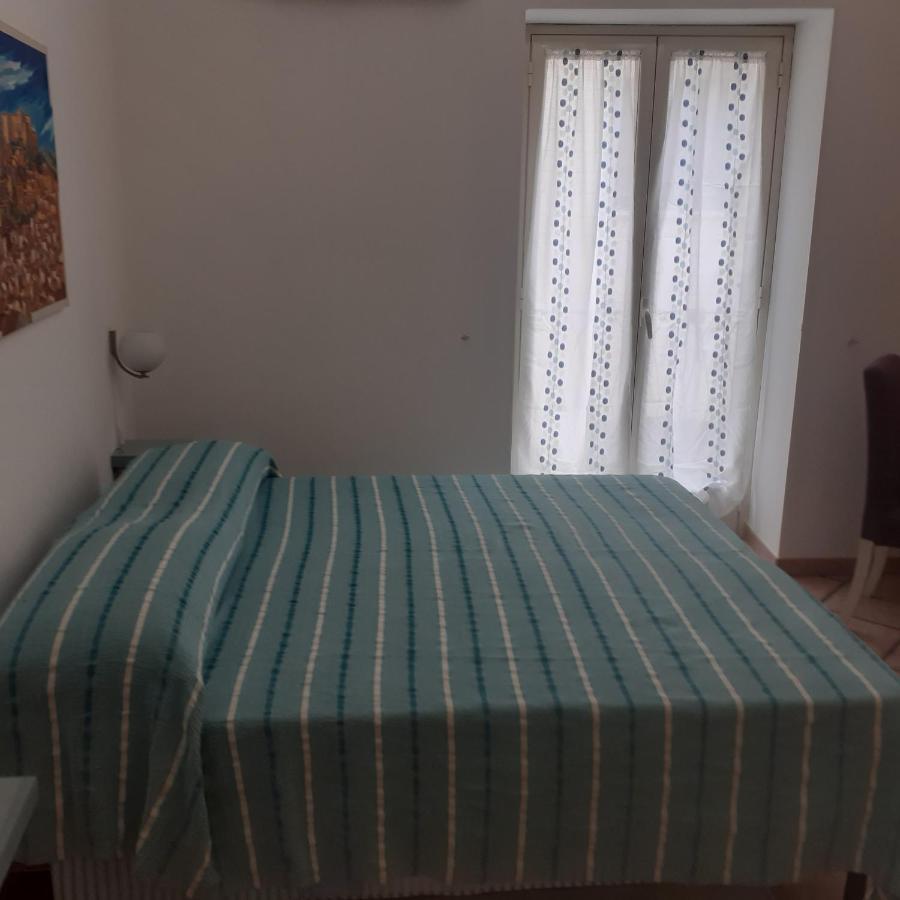 A Casa Dell'Artista Apartment Cefalu Luaran gambar