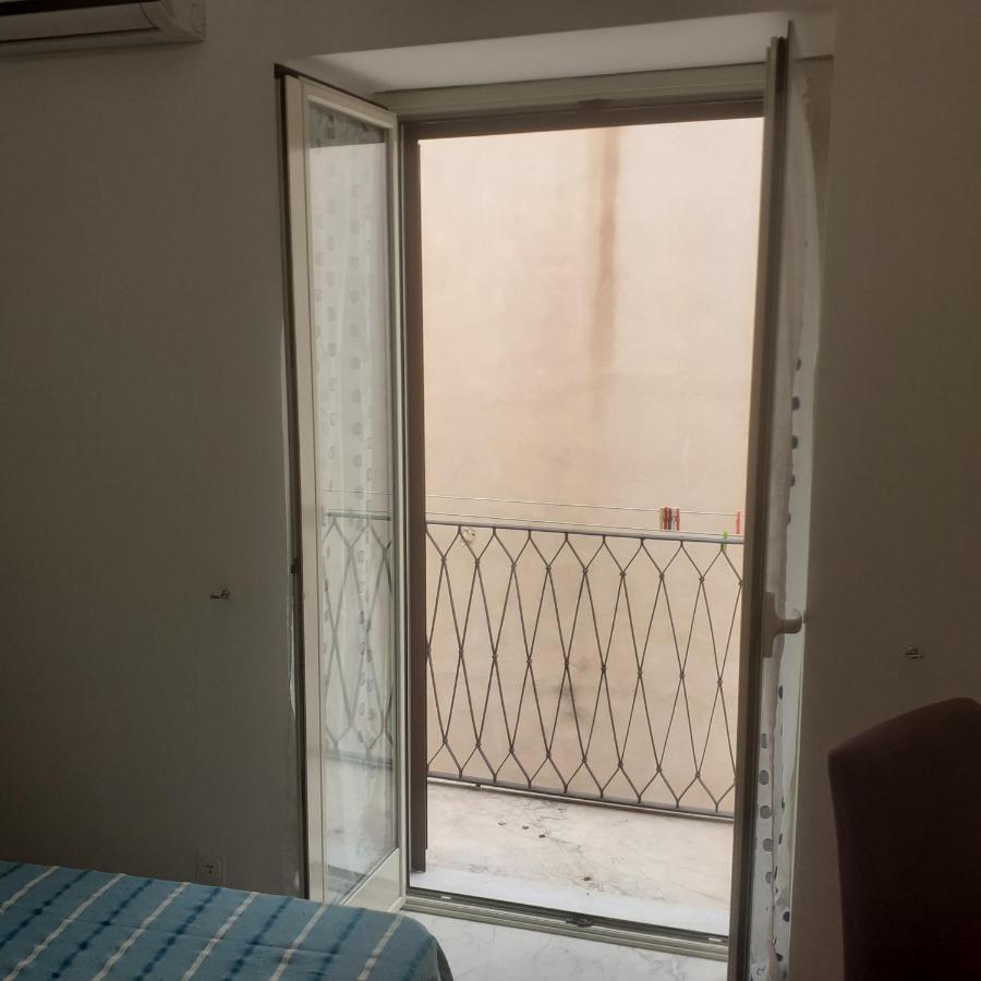 A Casa Dell'Artista Apartment Cefalu Luaran gambar